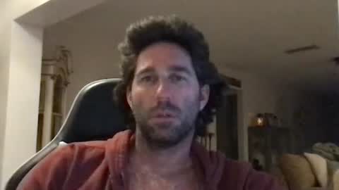 Snapshot of traviskenn chatting on 01-18-26, 10:57 TravisKenn online show from 01-18-26, 10:57