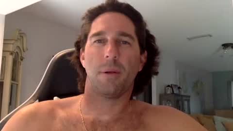 Snapshot of traviskenn chatting on 02-11-26, 04:34 TravisKenn online show from 02-11-26, 04:34