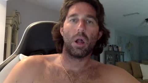 Snapshot of traviskenn chatting on 02-22-26, 09:24 TravisKenn online show from 02-22-26, 09:24