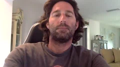 Snapshot of traviskenn chatting on 02-24-26, 07:45 TravisKenn online show from 02-24-26, 07:45