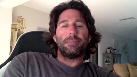 Snapshot of traviskenn chatting on 02-25-26, 12:37 TravisKenn online show from 02-25-26, 12:37