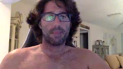 Snapshot of traviskenn chatting on 03-23-26, 11:47 TravisKenn online show from 03-23-26, 11:47