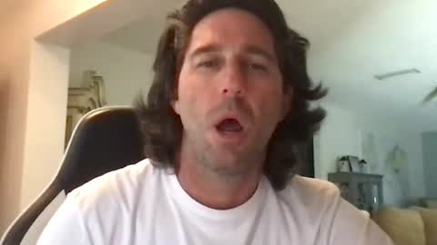 Snapshot of traviskenn chatting on 05-09-26, 01:38 TravisKenn online show from 05-09-26, 01:38