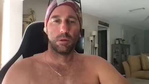 Snapshot of traviskenn chatting on 05-15-26, 02:57 TravisKenn online show from 05-15-26, 02:57