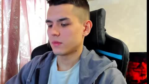 Snapshot of travisrivas chatting on 02-16-25, 12:21 travisrivas online show from 02-16-25, 12:21