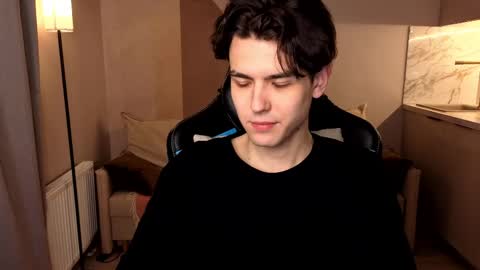 travisrivas online show from 06-01-26, 01:51
