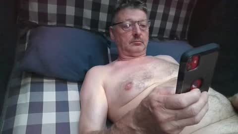 trebgeis1 online show from 09-08-25, 03:55