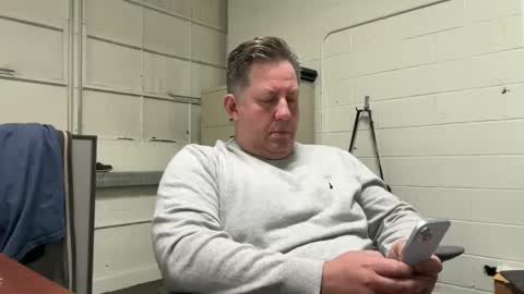 Snapshot of treborinthesky chatting on 09-10-25, 09:48 treborinthesky online show from 09-10-25, 09:48