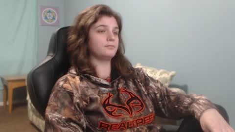 TreeJeanne online show from 12-14-24, 08:08