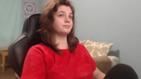 TreeJeanne online show from 12-26-24, 06:43