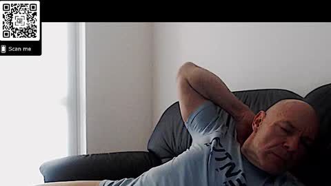 Snapshot of treimann chatting on 11-25-25, 10:59 Thorcci online show from 11-25-25, 10:59