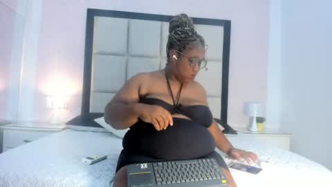 Treisy Vixen big ass online show from 07-07-26, 03:20