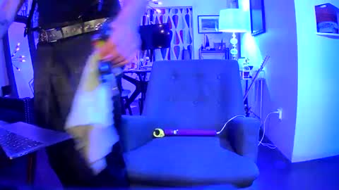 Trent Pounder online show from 12-06-24, 08:37