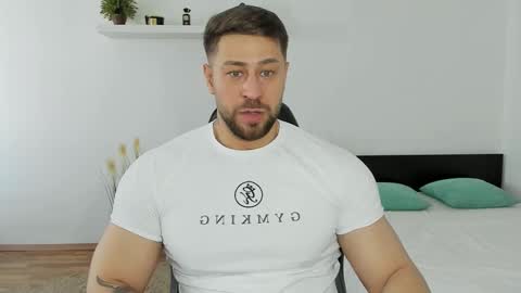 Snapshot of trentwest_ chatting on 02-25-25, 09:53 Trent online show from 02-25-25, 09:53