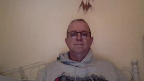 Fe-fi-fo-fum online show from 03-22-26, 12:30