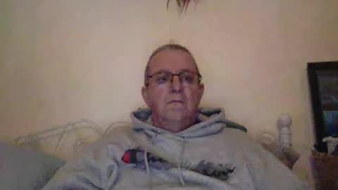 Fe-fi-fo-fum online show from 03-29-26, 01:11