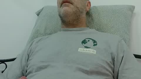 Snapshot of trevido4u chatting on 02-11-26, 03:00 trevido4u online show from 02-11-26, 03:00