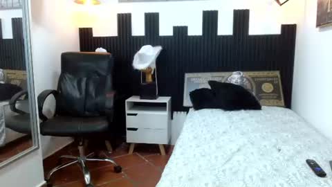Snapshot of trevor_mob chatting on 07-06-26, 04:20 trevor_mob online show from 07-06-26, 04:20