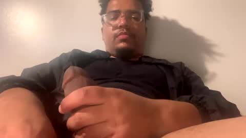 trey0977 online show from 03-01-25, 12:12