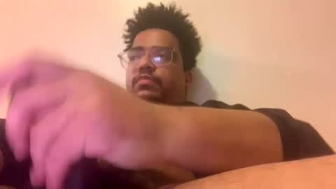 trey0977 online show from 03-04-25, 07:19