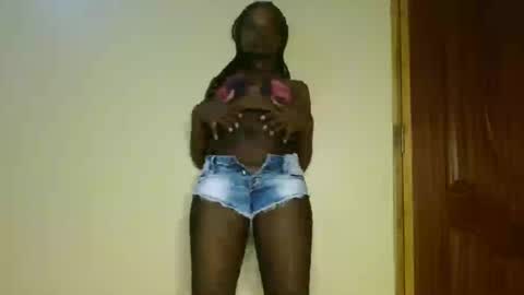 trey_queens online show from 06-24-26, 05:56
