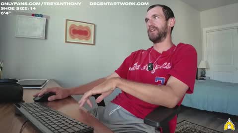 Snapshot of treyanthony chatting on 10-27-25, 02:21 decentanthony online show from 10-27-25, 02:21