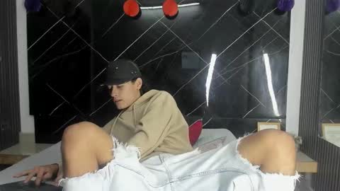 Trey online show from 01-13-26, 04:07