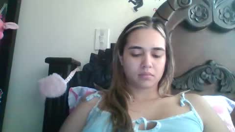 Snapshot of triana_bell chatting on 12-16-24, 03:00 triana_bell online show from 12-16-24, 03:00