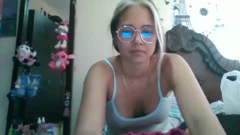 Snapshot of triana_bell chatting on 12-22-24, 04:38 triana_bell online show from 12-22-24, 04:38