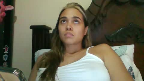 Snapshot of triana_bell chatting on 01-02-25, 10:11 triana_bell online show from 01-02-25, 10:11