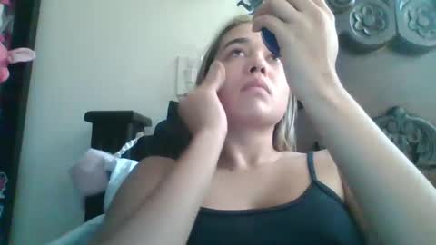 Snapshot of triana_bell chatting on 01-10-25, 05:02 triana_bell online show from 01-10-25, 05:02