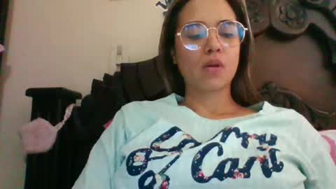 Snapshot of triana_bell chatting on 01-20-25, 05:37 triana_bell online show from 01-20-25, 05:37