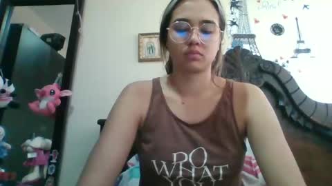 Snapshot of triana_bell chatting on 02-12-25, 03:16 triana_bell online show from 02-12-25, 03:16