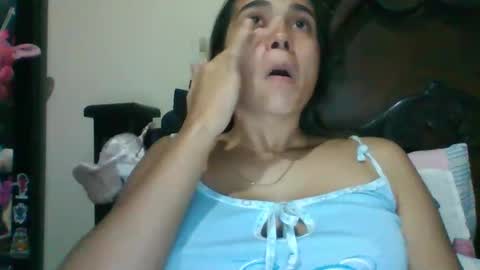 Snapshot of triana_bell chatting on 02-19-25, 02:23 triana_bell online show from 02-19-25, 02:23