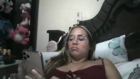 Snapshot of triana_bell chatting on 03-08-25, 10:56 triana_bell online show from 03-08-25, 10:56