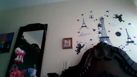 Snapshot of triana_bell chatting on 09-19-25, 05:57 triana_bell online show from 09-19-25, 05:57