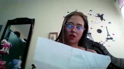 Snapshot of triana_bell chatting on 09-29-25, 05:07 triana_bell online show from 09-29-25, 05:07
