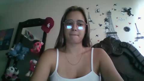 triana_bell online show from 10-31-25, 03:24