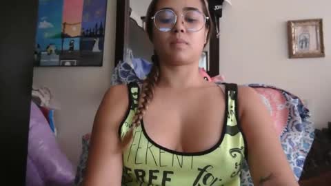 triana_bell online show from 02-24-26, 05:44