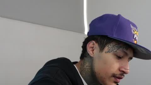 - trieone online show from 12-04-24, 11:30