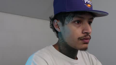 - trieone online show from 02-06-25, 06:40