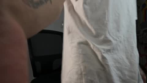 - trieone online show from 04-22-26, 01:45