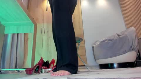 Triny online show from 07-21-26, 06:54