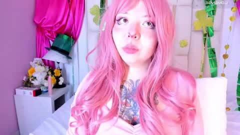 Snapshot of trinity_moss chatting on 03-14-26, 07:08 Trinity online show from 03-14-26, 07:08