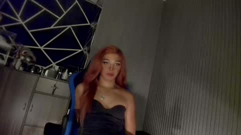 Snapshot of trinityfucksyou chatting on 12-12-24, 02:44 Ms Ella online show from 12-12-24, 02:44