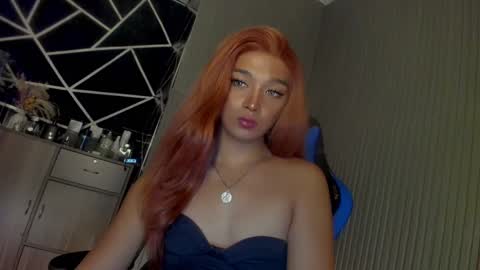 Snapshot of trinityfucksyou chatting on 02-05-25, 01:54 Ms Ella online show from 02-05-25, 01:54