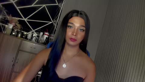 Snapshot of trinityfucksyou chatting on 02-20-25, 12:04 Ms Ella online show from 02-20-25, 12:04