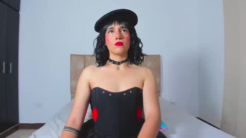 Triny online show from 10-23-25, 01:32