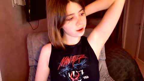 tripleprinces online show from 11-11-25, 04:18