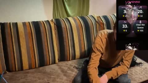 Snapshot of triplestripes chatting on 02-04-26, 06:36 SibSab online show from 02-04-26, 06:36